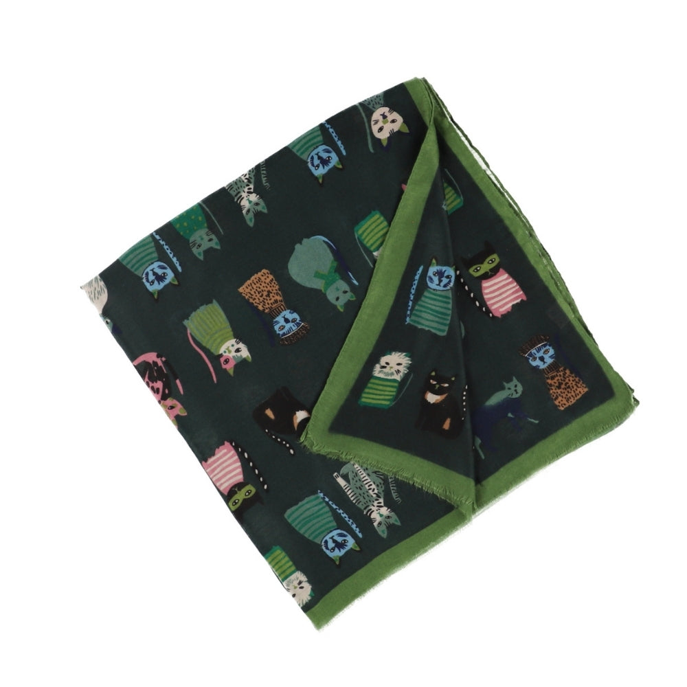 Lightweight green cat print neck scarf – Nikko (3)