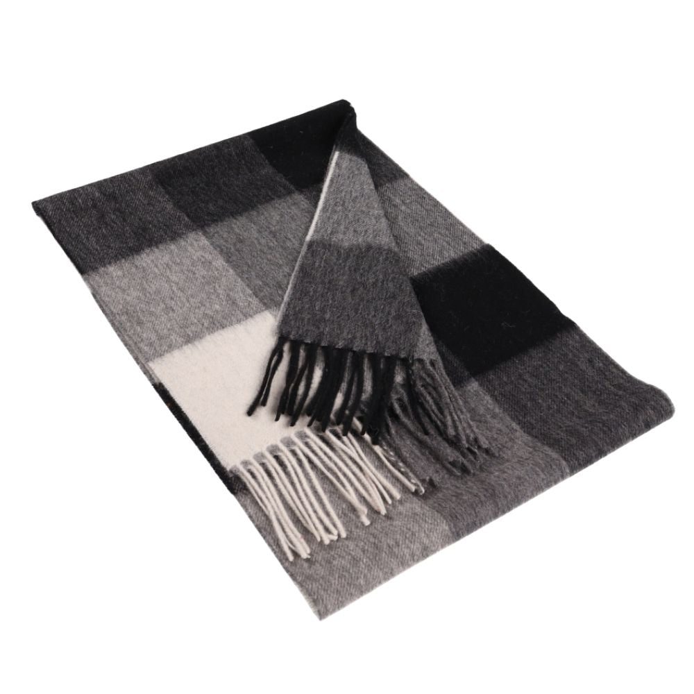 Black and grey large check scarf in 100% wool – York (1)