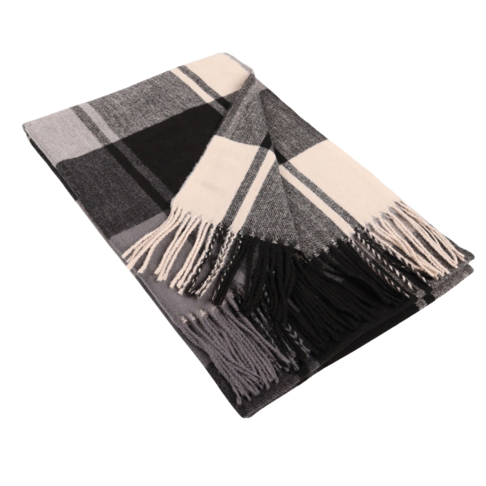 Black check scarf with fringe – Liverpool (1)